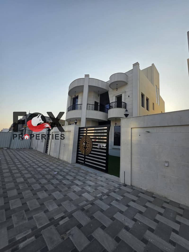 Villa for sale, super luxurious finishing, in Al Yasmeen area - Ajman - close to the Sharjah and Dubai exits, close to all services, markets and servi